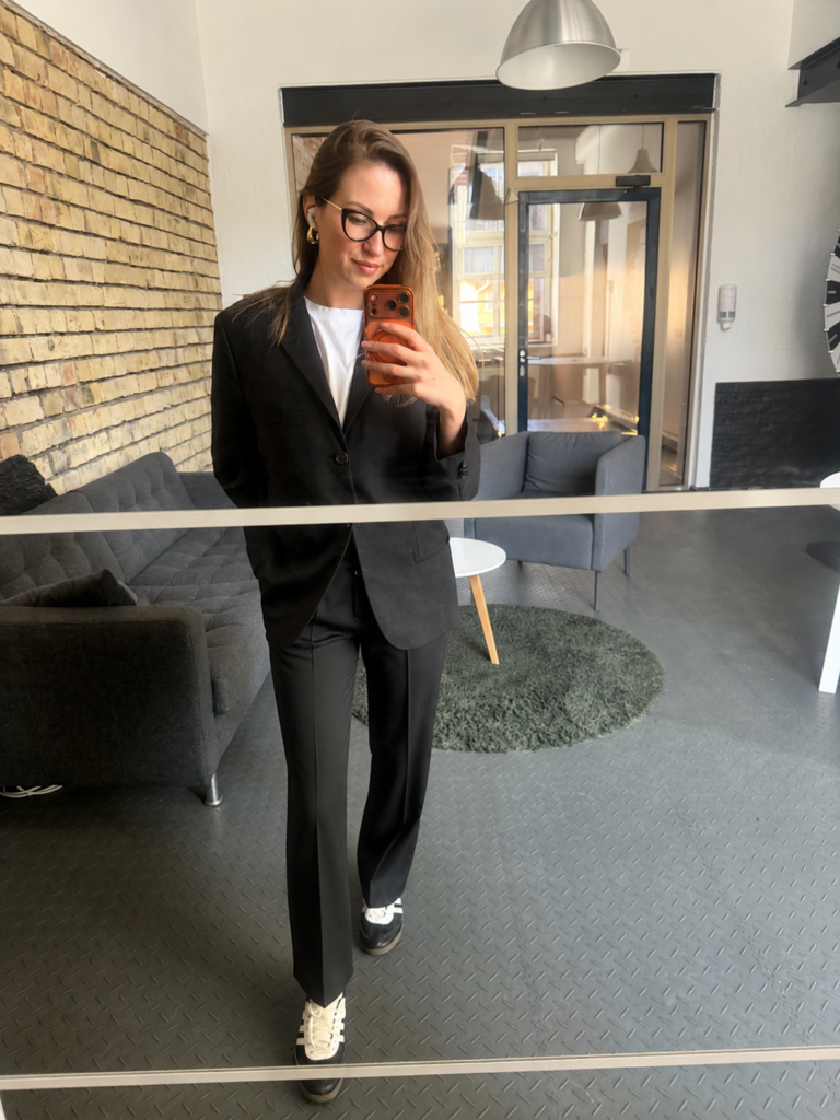 Oversize blazer with black trousers